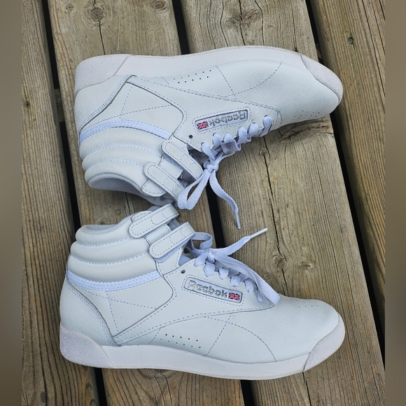 Reebok Freestyle high top sneakes, size 7 - Picture 10 of 10